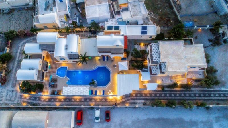Villa Eleftheria Perivolos  Exterior photo